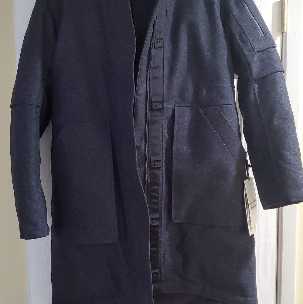 Lululemon women's coat